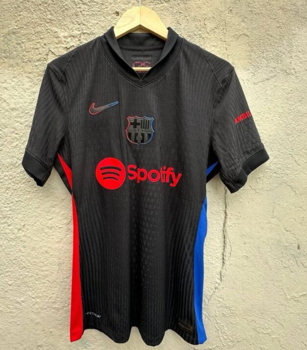 barcelona-away_virgo